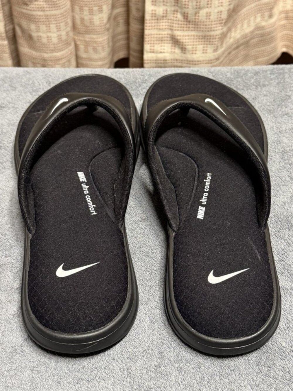 Nike Women's Comfort Footbed Black Thong Flip Flops - Picture 2 of 4